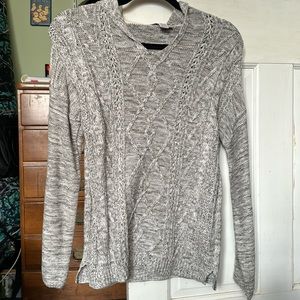Hooded sweater